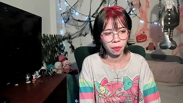 Snapshot of dolliette24 chatting on October 2025 09:14:01 PM dolliette24 online show from October 2025 09:14:01 PM