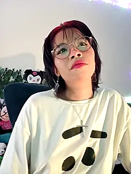 Snapshot of dolliette24 chatting on November 2025 09:19:01 PM dolliette24 online show from November 2025 09:19:01 PM