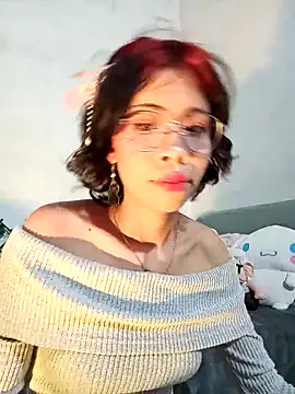 Snapshot of dolliette24 chatting on December 2025 07:41:01 PM dolliette24 online show from December 2025 07:41:01 PM