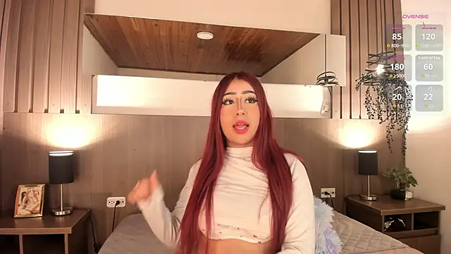 Snapshot of Violet_carson chatting on May 2026 01:06:02 PM Violet carson online show from May 2026 01:06:02 PM