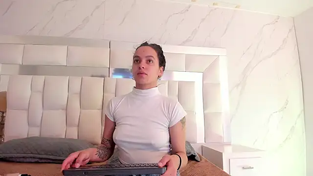 Maia Park online show from February 2026 11:43:02 AM