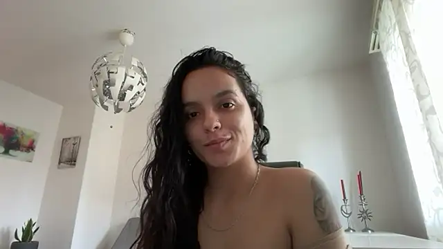 Maia Park online show from April 2026 12:21:02 PM