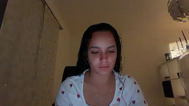 Snapshot of Maia_Park chatting on June 2026 08:09:02 PM Maia Park online show from June 2026 08:09:02 PM
