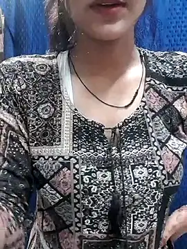 Snapshot of Raj-kumari chatting on October 2025 04:08:01 PM Raj-kumari online show from October 2025 04:08:01 PM