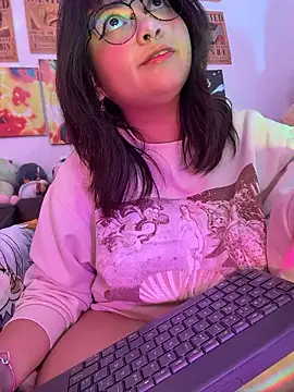 Snapshot of Lolii_Zoe chatting on January 2026 07:18:02 PM Lolii Zoe online show from January 2026 07:18:02 PM