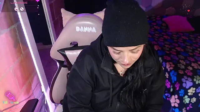Danniela20 online show from April 2026 07:26:01 AM