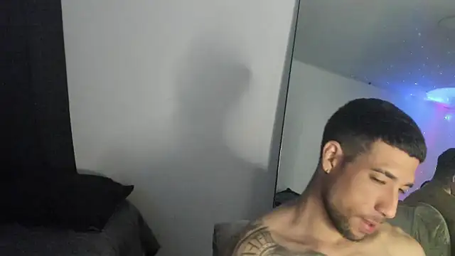 ThiagoLugo online show from March 2026 01:21:02 AM