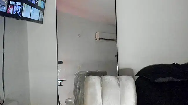 ThiagoLugo online show from September 2025 04:03:02 PM