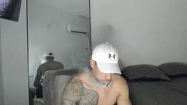 ThiagoLugo online show from September 2025 05:42:02 PM