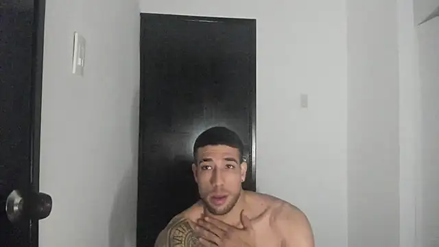 ThiagoLugo online show from June 2026 03:34:02 AM