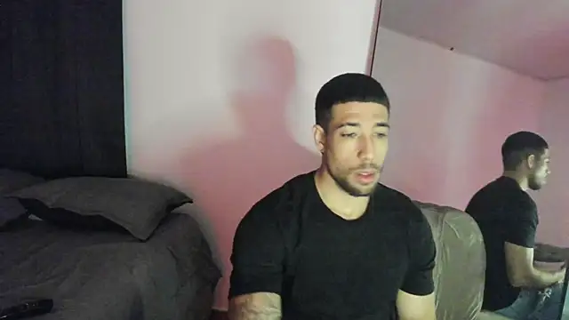 ThiagoLugo online show from October 2025 02:24:01 AM