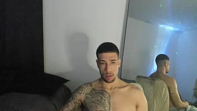 Snapshot of ThiagoLugo chatting on February 2026 04:55:01 AM ThiagoLugo online show from February 2026 04:55:01 AM