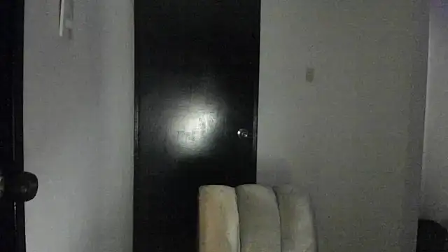 Snapshot of ThiagoLugo chatting on June 2026 05:30:01 AM ThiagoLugo online show from June 2026 05:30:01 AM