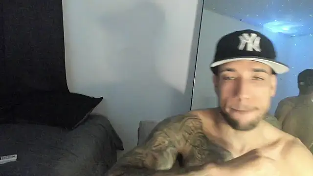 Snapshot of ThiagoLugo chatting on February 2026 07:37:02 AM ThiagoLugo online show from February 2026 07:37:02 AM