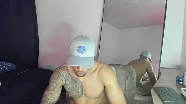 ThiagoLugo online show from October 2025 03:19:02 AM