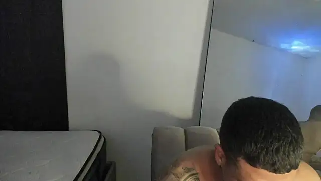 Snapshot of ThiagoLugo chatting on February 2026 05:18:01 AM ThiagoLugo online show from February 2026 05:18:01 AM