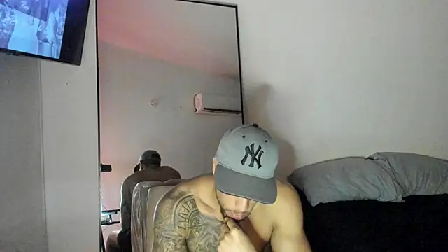 ThiagoLugo online show from September 2025 06:41:02 PM