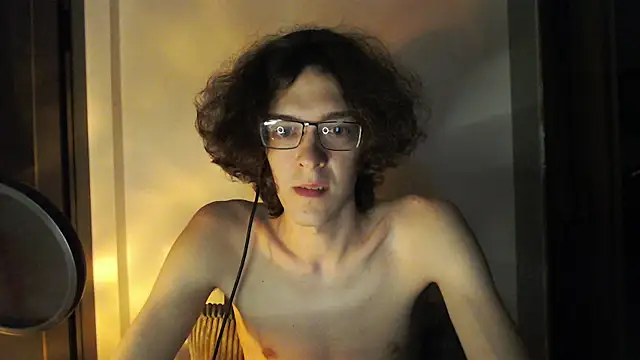 LovesomeCookie online show from May 2026 06:14:01 PM