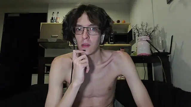 LovesomeCookie online show from October 2025 01:56:01 PM