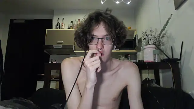 LovesomeCookie online show from September 2025 02:32:02 PM