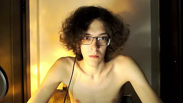 LovesomeCookie online show from May 2026 05:44:02 PM