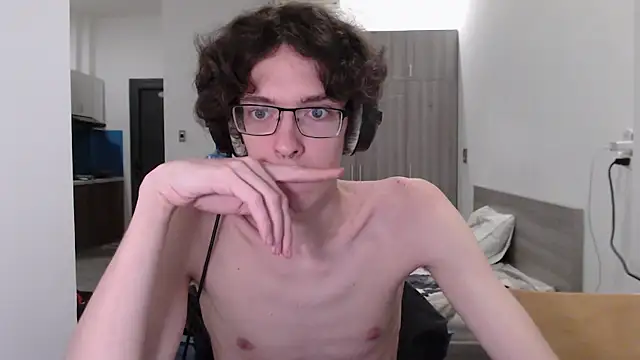 LovesomeCookie online show from November 2025 07:40:01 PM