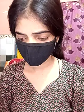 Queen Pooja7 online show from October 2025 05:35:02 PM