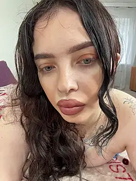 Hannah xBaby online show from November 2025 09:52:02 AM