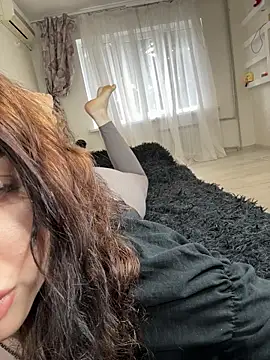 Hannah xBaby online show from December 2025 10:09:01 AM