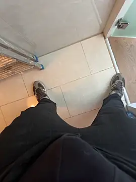 Snapshot of Mrdim26 chatting on December 2025 12:09:02 PM Mrdim26 online show from December 2025 12:09:02 PM