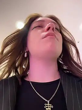 lucy-joy online show from March 2026 11:36:02 AM