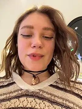 lucy-joy online show from November 2025 08:19:02 AM