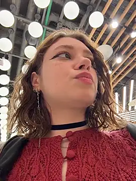 lucy-joy online show from November 2025 09:20:02 AM