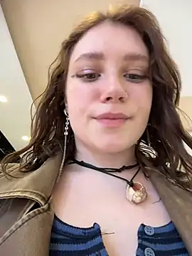 lucy-joy online show from March 2026 09:20:01 AM