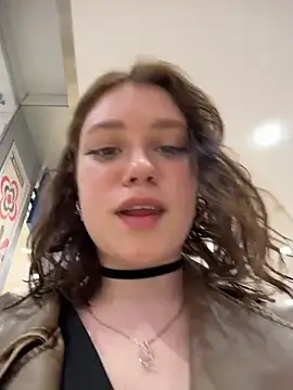 lucy-joy online show from March 2026 09:21:02 AM