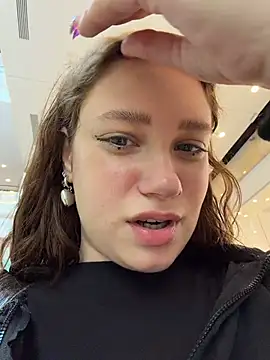 Snapshot of lucy-joy chatting on July 2026 10:01:01 AM lucy-joy online show from July 2026 10:01:01 AM