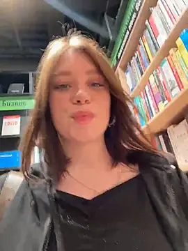 lucy-joy online show from March 2026 11:28:02 AM