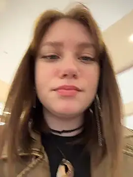 lucy-joy online show from April 2026 08:32:01 AM