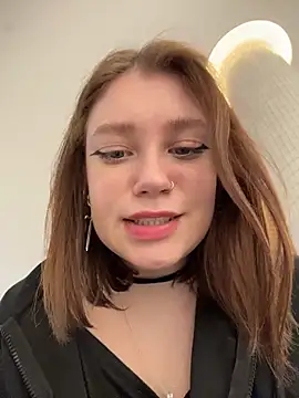 lucy-joy online show from February 2026 11:29:02 AM