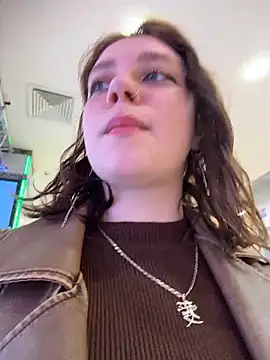 lucy-joy online show from March 2026 08:25:01 AM