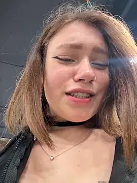 lucy-joy online show from November 2025 08:13:01 AM