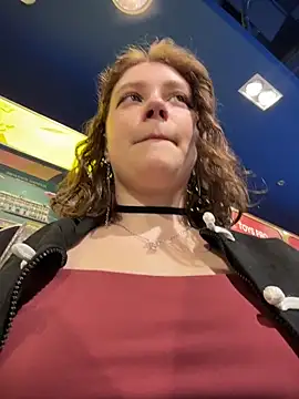 lucy-joy online show from March 2026 09:44:02 AM