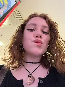Snapshot of lucy-joy chatting on June 2026 10:27:02 AM lucy-joy online show from June 2026 10:27:02 AM