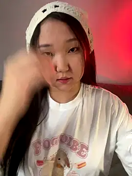 Snapshot of tammy_gun chatting on December 2025 10:25:01 AM tammy gun online show from December 2025 10:25:01 AM