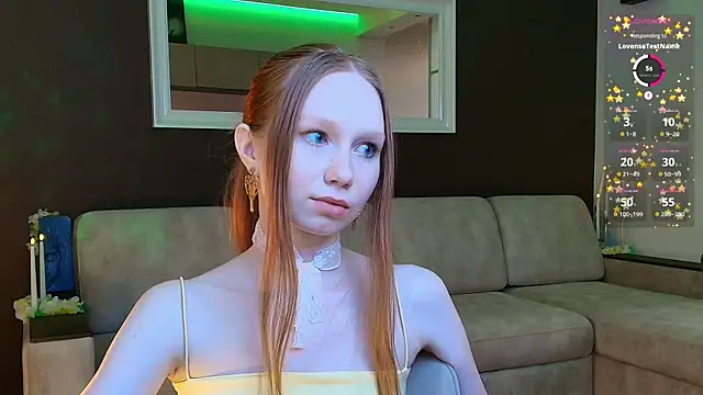 Snapshot of FoxyMira chatting on July 2026 05:23:01 PM FoxyMira online show from July 2026 05:23:01 PM