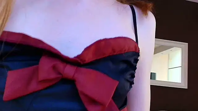Snapshot of FoxyMira chatting on July 2026 02:13:01 PM FoxyMira online show from July 2026 02:13:01 PM