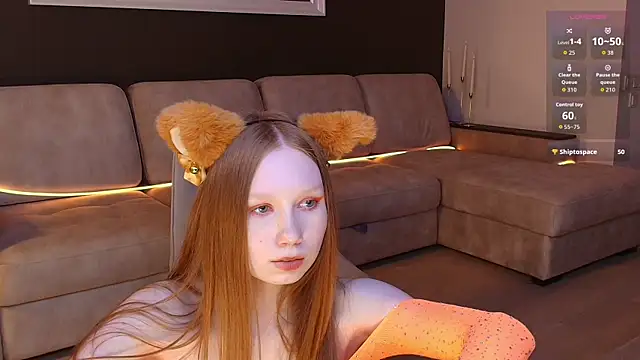 FoxyMira online show from April 2026 06:55:01 PM