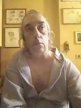 Snapshot of bi_dare chatting on April 2026 07:00:01 PM bi dare online show from April 2026 07:00:01 PM