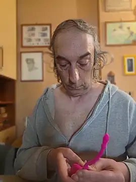 Snapshot of bi_dare chatting on April 2026 09:45:01 AM bi dare online show from April 2026 09:45:01 AM