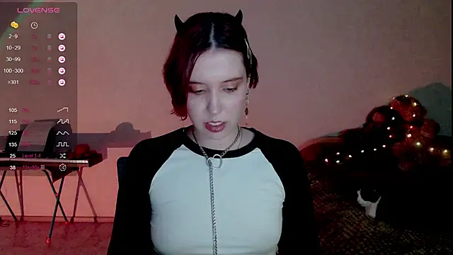 Ruby Flame online show from October 2025 05:46:02 PM